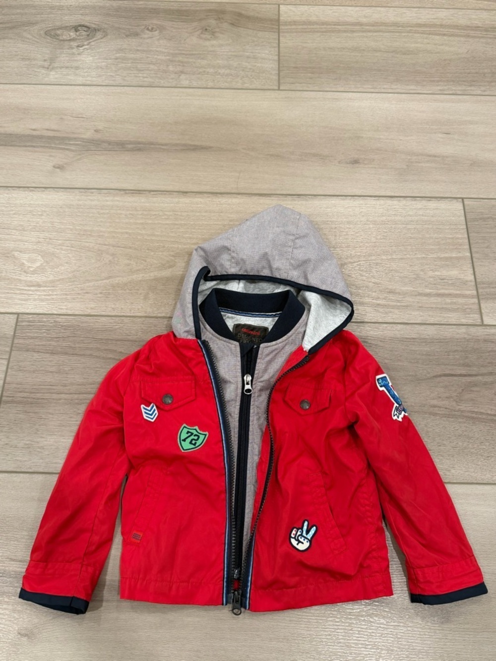 Catimini Toddler Boys Adorable Jacket Sz 3 Coat Red Multi Zip W/Hood